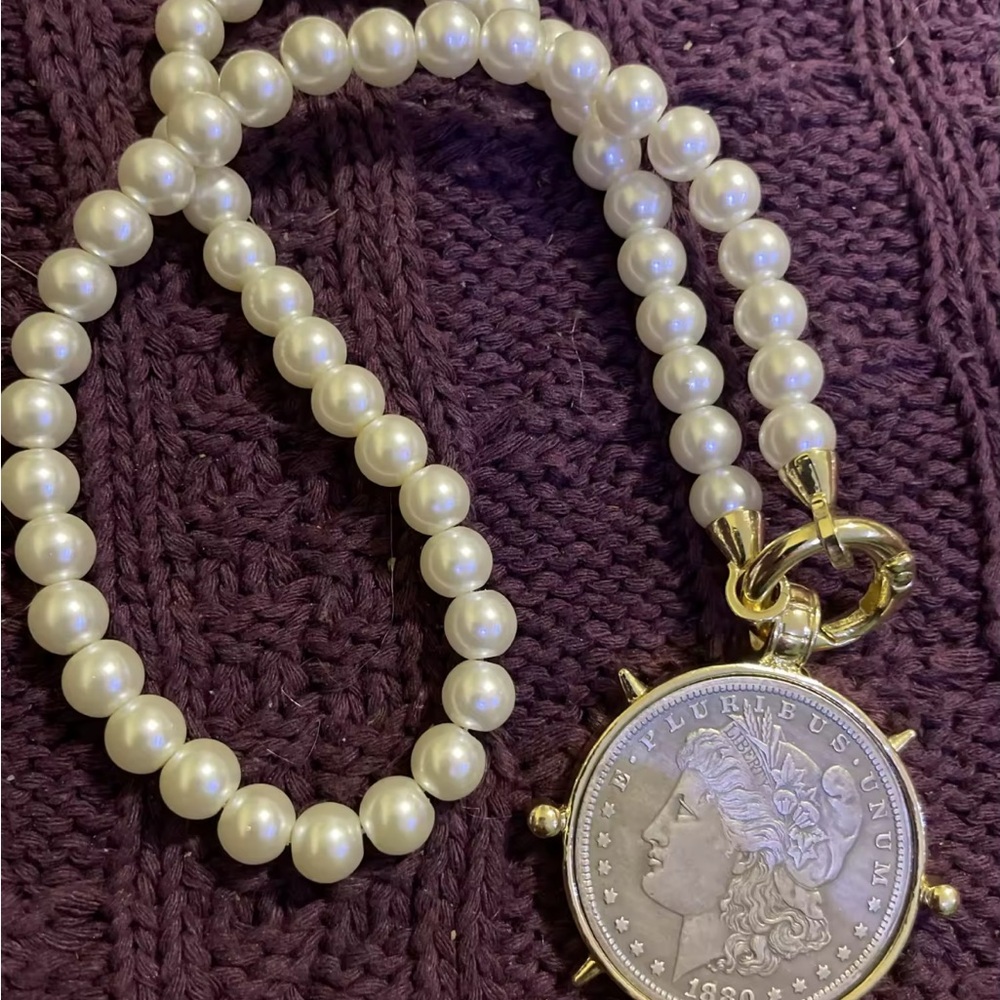 Vintage Silver and Pearl Necklace - Picture 4 of 4